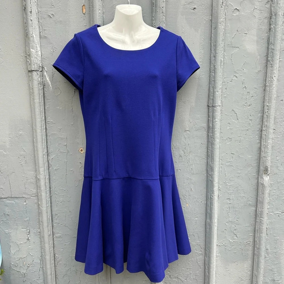 Diane Von Furstenberg Marley Dress, size  12 - Picture 2 of 11